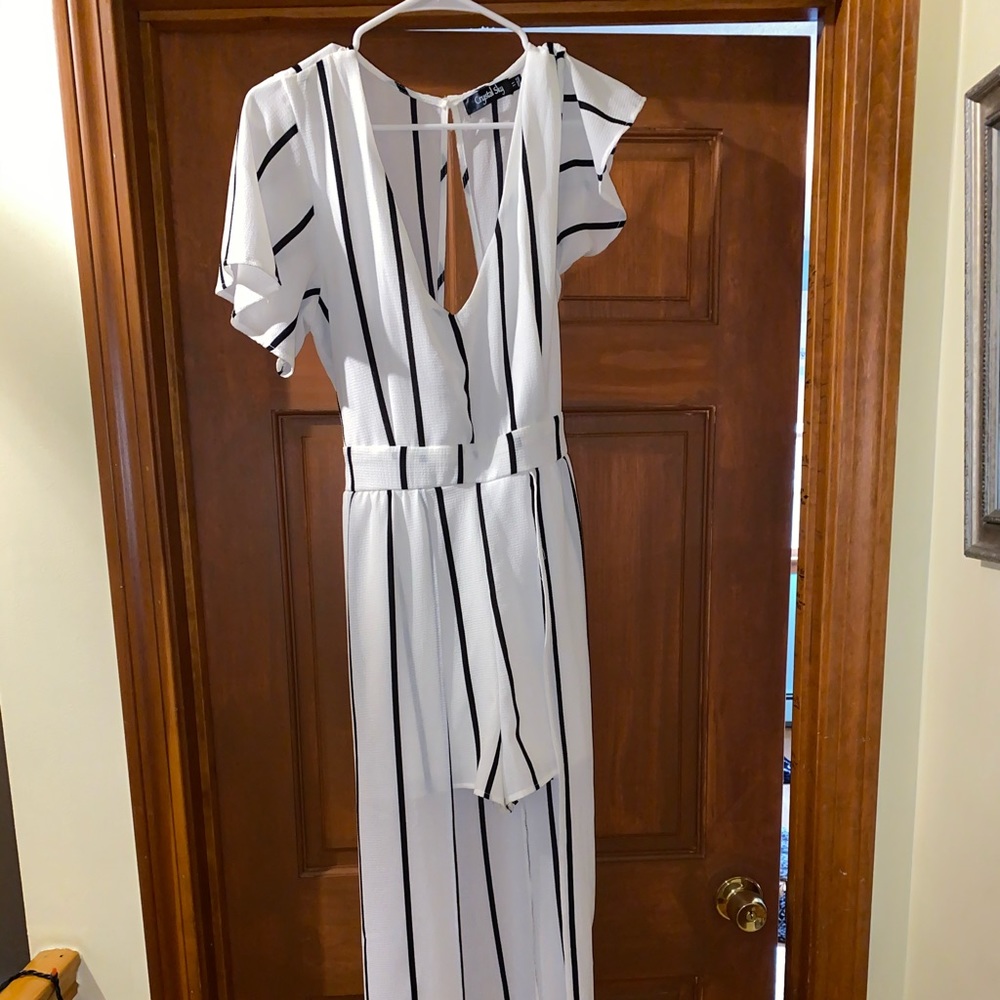 Romper - Picture 2 of 2